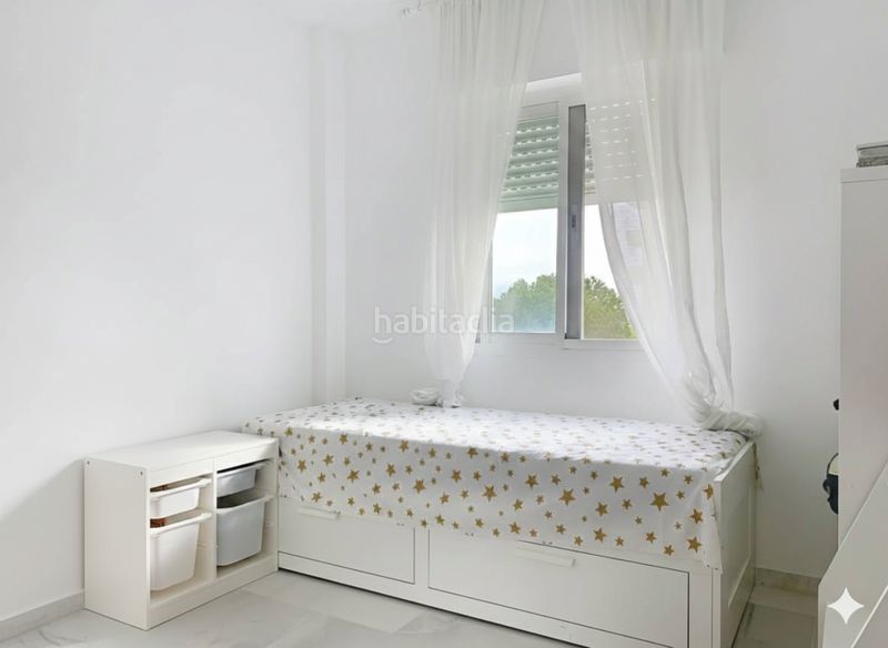 Foto 80338594-b776-42d7-8d05-6b1c157c68b2. Casa adossada amb aparcament piscina a Nueva Atalaya Estepona