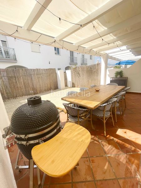 Foto fc5f5e7f-0131-431a-978e-bc6392f59b10. Casa adossada amb aparcament piscina a Nueva Atalaya Estepona