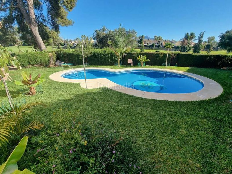 Foto d4a61e7c-50a3-4a98-81a5-d22e61bef866. Casa aparellada amb aparcament piscina a Guadalmina Alta Marbella