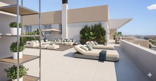 �tic en Zona Calvario. �tico con sol�rium en complejo con piscina cubierta y gimnasio