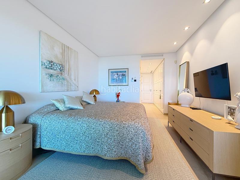 Foto 738bebd8-d502-41be-866e-146f9afac510. Rez-de-chaussée avec parking piscine dans Seghers Estepona