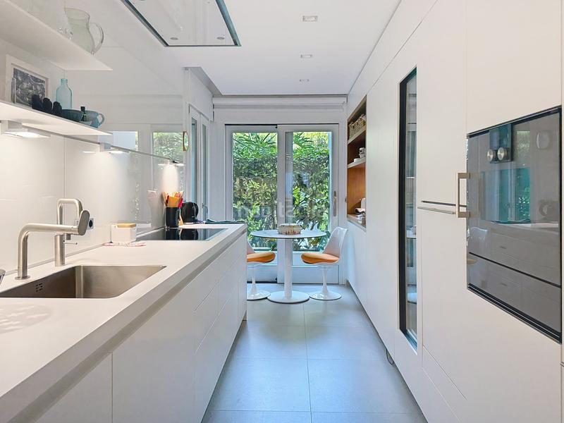 Foto ca85d58e-838d-448e-b95e-6f3b5553d7e9. Rez-de-chaussée avec parking piscine dans Seghers Estepona