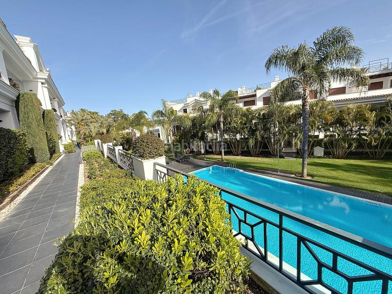 Foto dcc130a8-3589-414c-9181-3bc39c863121. Rez-de-chaussée avec parking piscine dans Seghers Estepona