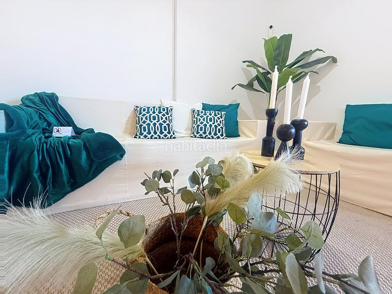 Foto 1e64bc8a-5f33-48ce-a22f-fe76d82e31fa. Apartament amb aparcament piscina a puerto de Estepona Estepona