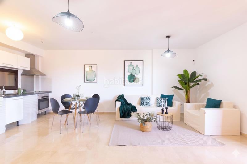 Foto 68b77db2-3ecc-464e-9fdd-ceb576c62fb2. Apartament amb aparcament piscina a puerto de Estepona Estepona