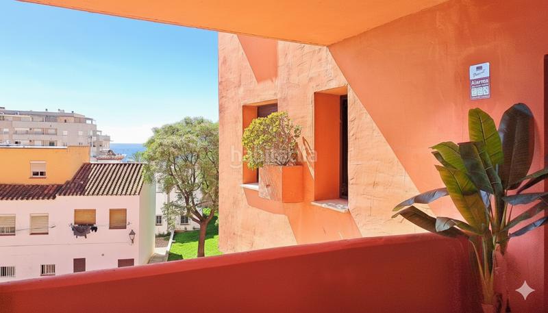 Foto 86772266-d761-4eb0-96c5-c5cca17511bb. Apartament amb aparcament piscina a puerto de Estepona Estepona