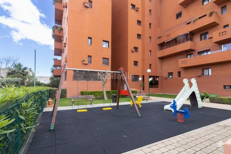 Foto afaaf477-69d9-46e6-9ed1-d9ac6be240e2. Apartament amb aparcament piscina a puerto de Estepona Estepona