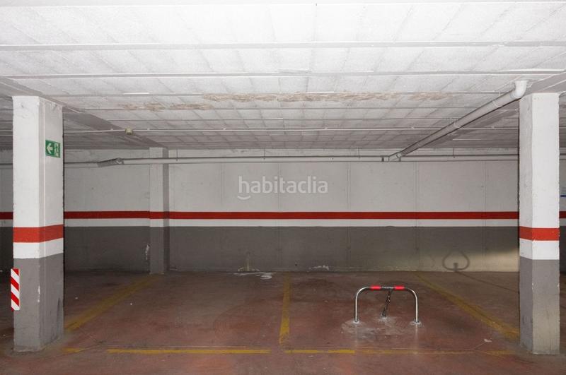 Foto c2cc5343-f43b-40fd-8f74-0b44132720eb. Apartament amb aparcament piscina a puerto de Estepona Estepona