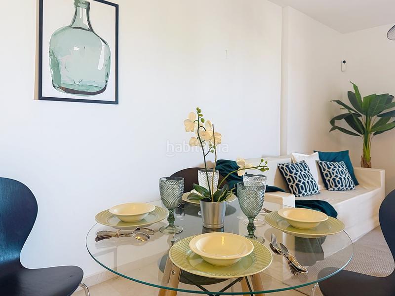 Foto f2711911-e3ff-4834-811b-e7eb5a3d1267. Apartament amb aparcament piscina a puerto de Estepona Estepona