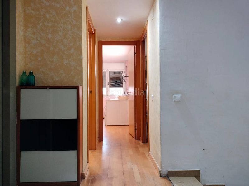 Foto 5828a7cd-8224-4d8a-bdd9-2903e5905112. Casa adossada amb aparcament a Can Llong Sabadell