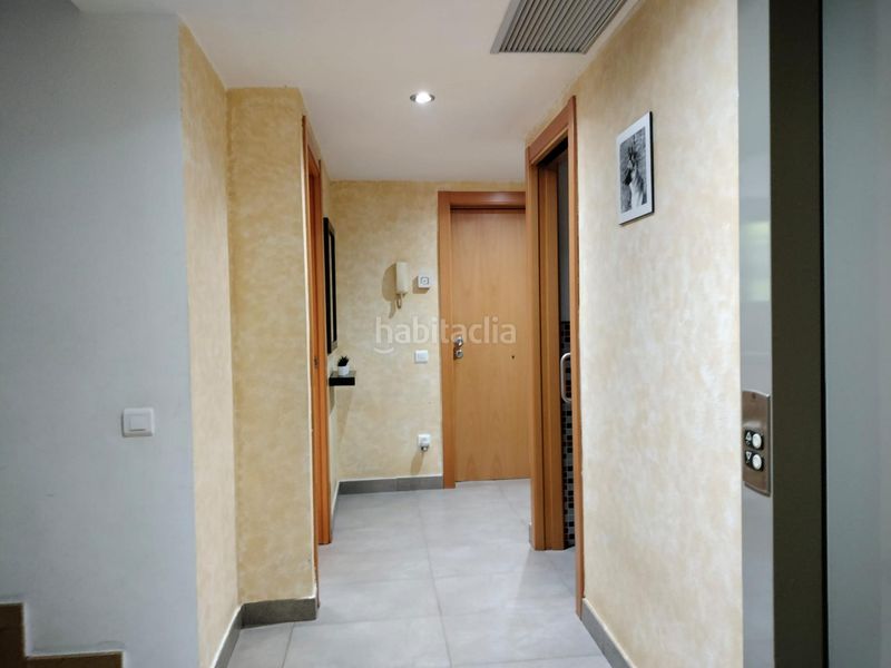 Foto 70e4c9be-1045-4e71-bb2b-52ac5e71b1de. Casa adossada amb aparcament a Can Llong Sabadell