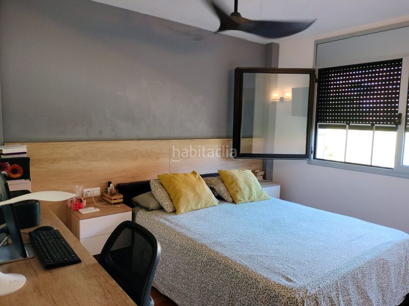 Foto 8ea220c0-2b5a-4878-99f2-5c8871cf1cba. Casa adossada amb aparcament a Can Llong Sabadell