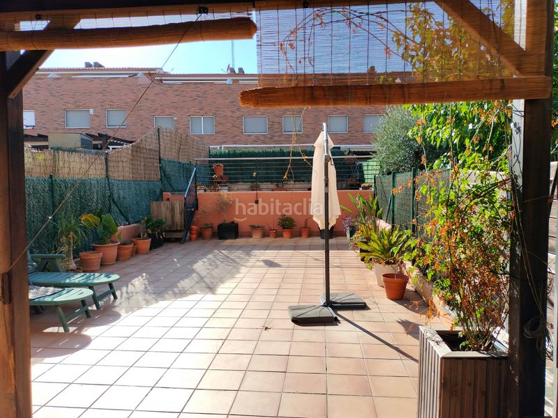 Foto c8befb71-42d9-4b31-b088-fd8acdd2c2a6. Casa adossada amb aparcament a Can Llong Sabadell