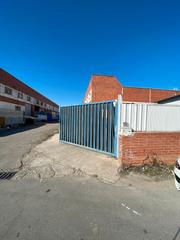 Nau industrial a Carrer del garbí 10. Nave industrial en poligono consolidado con pk de vehiculos