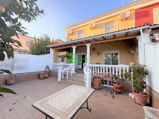 Casa a Carolina (La). Casa en venta en carolina, la, 6 dormitorios.