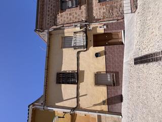 Casa a Jabalquinto. Casa en venta en jabalquinto, 2 dormitorios.