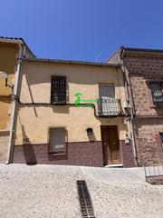 Haus in Jabalquinto. Casa en venta en jabalquinto, 2 dormitorios.