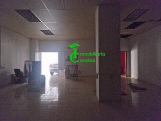 Local commercial  Turriegel. Local com. en venta en carolina, la.