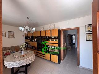 Casa a Santa Elena. Casa en venta en santa elena, 6 dormitorios.