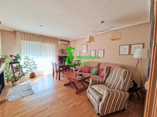 Pis a Carolina (La). Piso en venta en centro, 3 dormitorios.