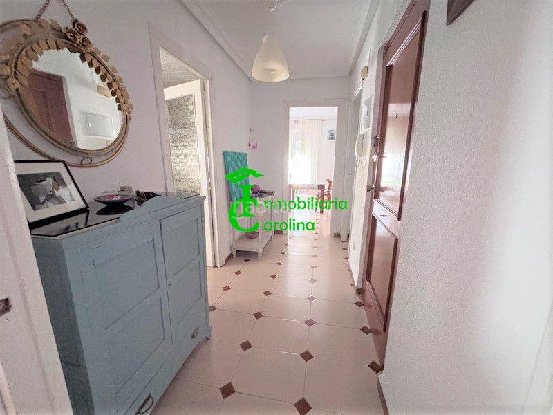 Foto 08dd0253-8794-4f66-a25e-3ca7f4eded91. Piso  en venta en centro, 3 dormitorios. en Carolina (La)
