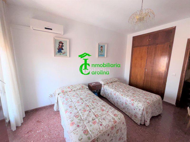 Foto 7344a0ae-f76d-4011-a440-8333cd877c19. Piso  en venta en centro, 3 dormitorios. en Carolina (La)