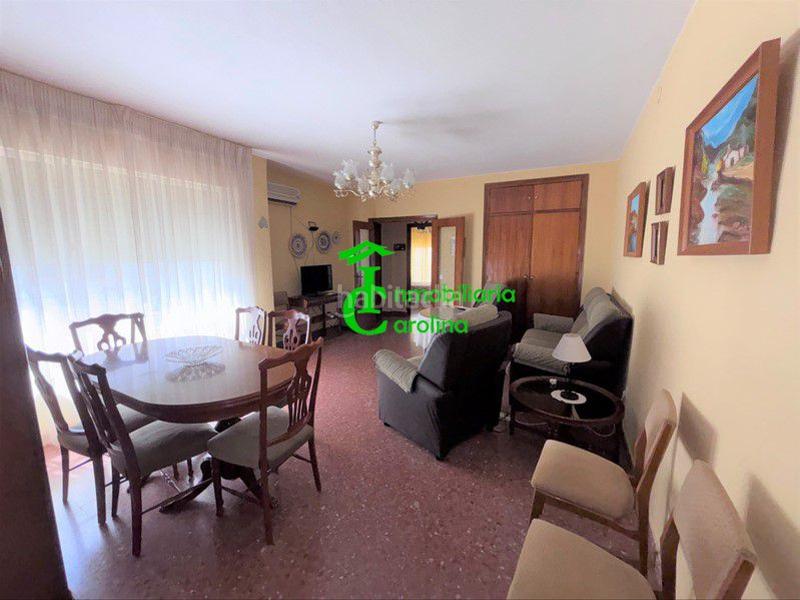 Foto 78ab909a-20ec-4ec9-b46d-00a8a1b0e687. Piso  en venta en centro, 3 dormitorios. en Carolina (La)