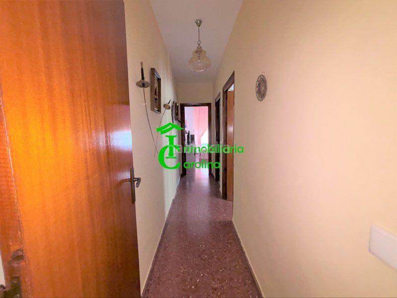 Foto cb26b303-b160-40bf-bc2b-6a25bf1f330b. Piso  en venta en centro, 3 dormitorios. en Carolina (La)