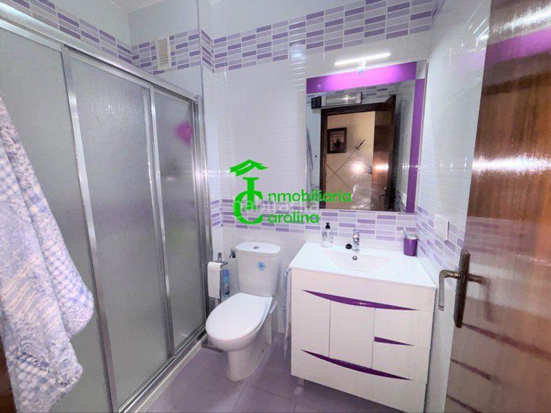 Foto f6905c1c-b614-4af0-bf2f-1c569a0d2adc. Piso  en venta en centro, 3 dormitorios. en Carolina (La)