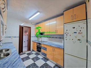 Location Appartement à Carolina (La). Piso en alquiler en ciudad jardín, 3 dormitorios.