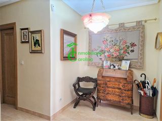 Appartement à Carolina (La). Piso en venta en centro, 4 dormitorios.