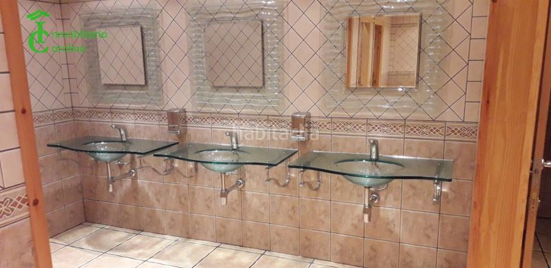 Foto b10c57f7-311a-4559-b3eb-14a35f7bc281. Local comercial a Carolina (La)