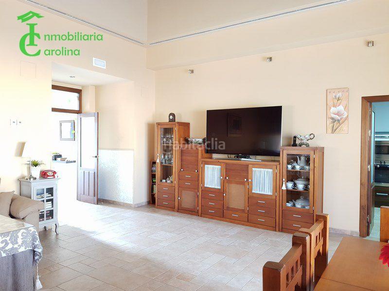 Foto 7b675464-553a-4b05-8b8f-1bc1740253b3. House with heating parking in Carolina (La)