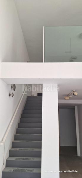 Foto 52920b36-6d4a-4a7b-bd70-a2aabc54f207. Alquiler local comercial impresionante local comercial de coworking en av. goleta en Alicante