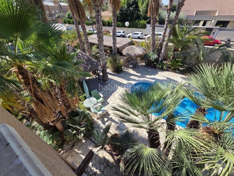Foto 341e9e53-9911-4f20-8f6d-69614b2635e2. Chalet avec parking piscine dans Vistahermosa Alicante