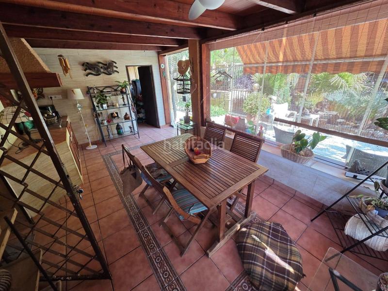 Foto 67d5b8ac-f6a2-4797-ae60-a29379cb3fa1. Chalet avec parking piscine dans Vistahermosa Alicante