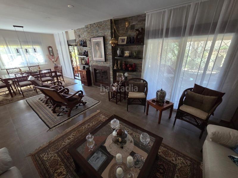 Foto 7d90f090-1263-4efc-b955-70e0cf6e4726. Chalet avec parking piscine dans Vistahermosa Alicante