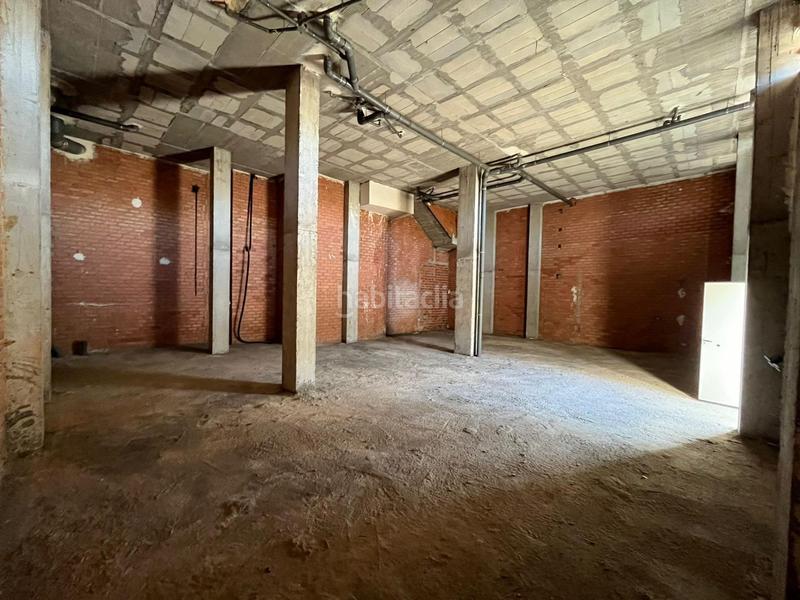 Foto 0f266639-3d0c-4171-b561-d6a2609ae170. Alquiler local comercial amplio local comercial en alquiler en Alicante