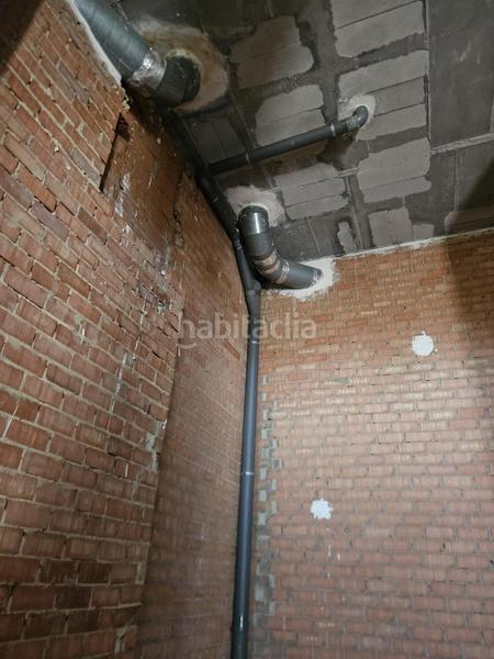 Foto 8a479418-c59e-45d0-8621-370d5e57f9cc. Alquiler local comercial amplio local comercial en alquiler en Alicante