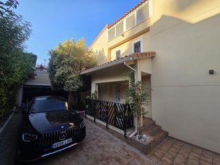 Casa in Cabo de las Huertas. Exclusiva casa en cabo de las huertas