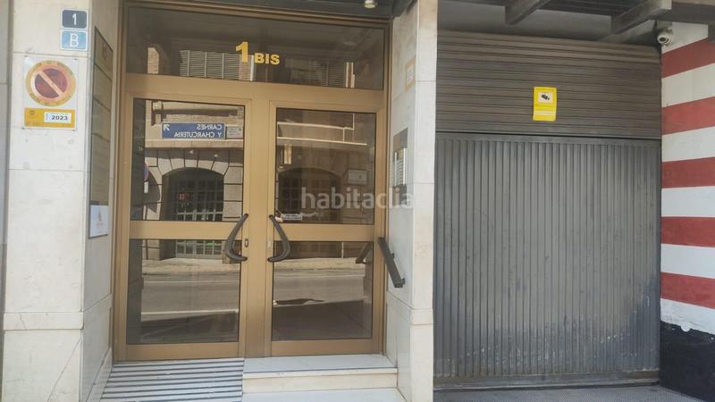 Foto 460eeb30-461a-413f-8d70-b8d0680ae318. Parking coche increíble plaza doble de garaje en Mercado Alicante