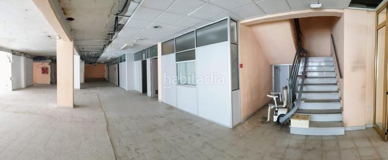 Foto 0161121d-d94c-42b2-9159-113f855a2529. Local comercial local en entresuelo esquina apto para cualquier negocio en Alicante