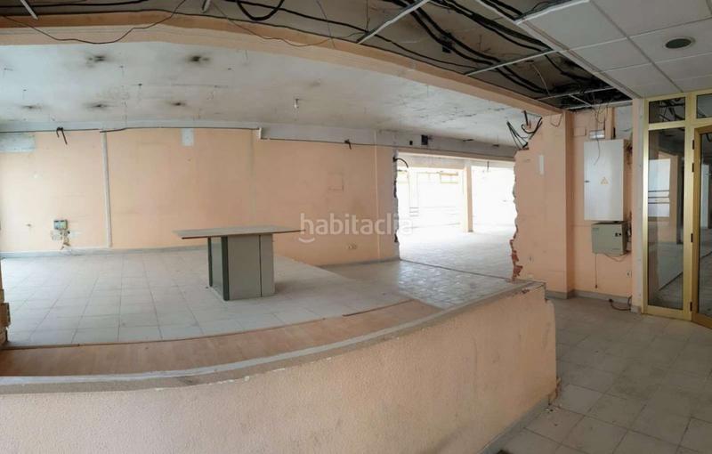 Foto cf11570a-953a-4b68-b4d1-a193305afdd9. Local comercial local en entresuelo esquina apto para cualquier negocio en Alicante