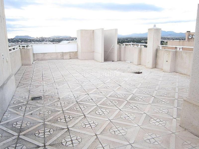 Foto b9067213-7a4d-4bb3-a4a6-ac4fd3b10ada. Attique avec chauffage parking piscine dans Playa de San Juan Alicante