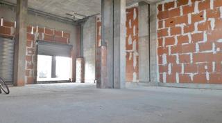 Alquiler Local Comercial en Paus - Polígono San Blas. Amplio local en el pau i