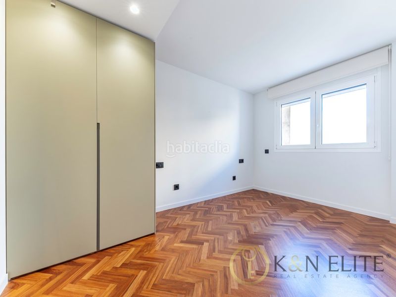 Foto 09dc0c74-7acf-46f2-a19b-e1a333cbb3ff. Pis amb aparcament a Ensanche-Diputación Alicante