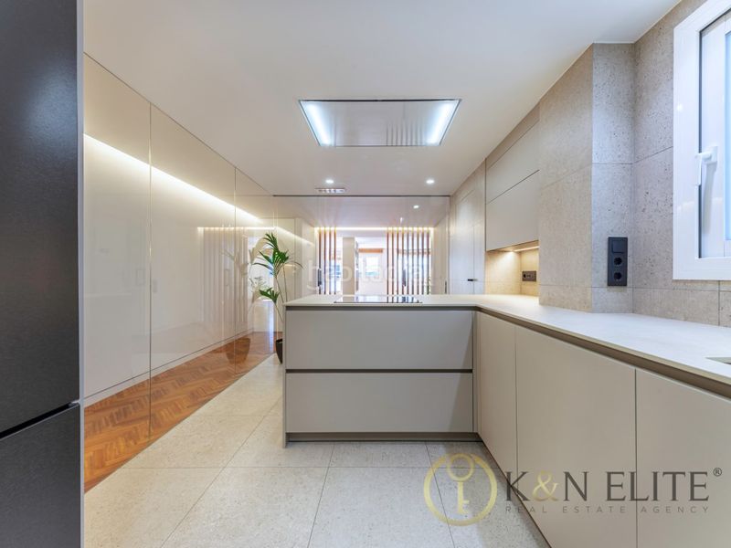 Foto 11149b73-941c-4c85-8e13-536b117438a7. Pis amb aparcament a Ensanche-Diputación Alicante