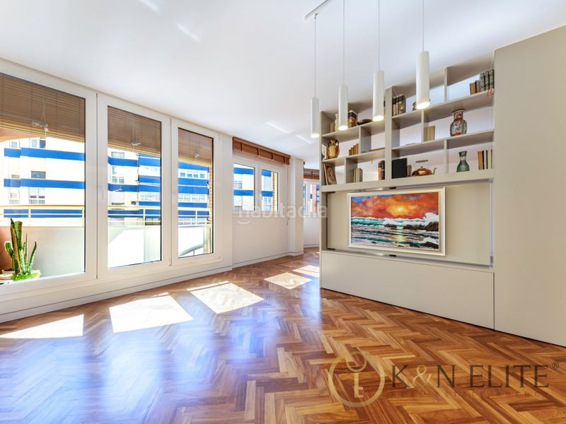 Foto 3d1ef8ee-ee62-423b-952c-a2d93f2b925f. Pis amb aparcament a Ensanche-Diputación Alicante