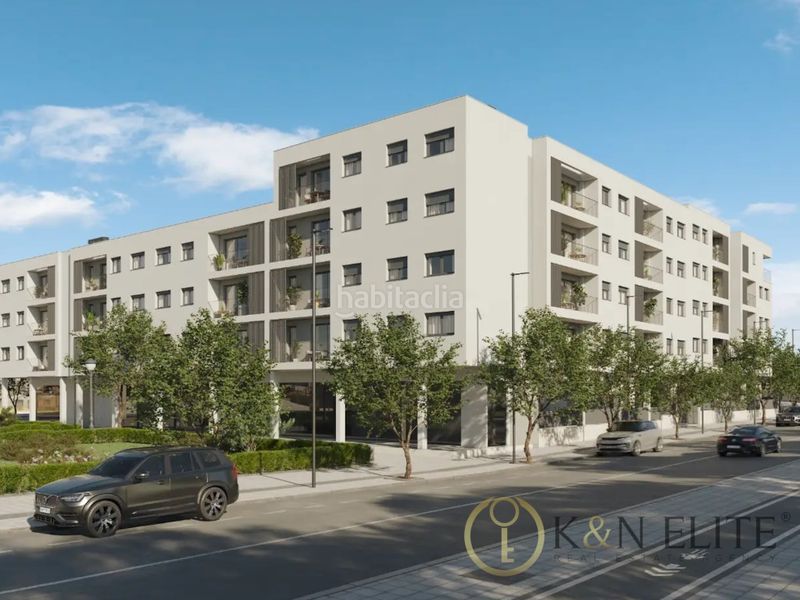 Foto bc70e368-ba45-46f6-9869-e309840e8c69. Pis amb aparcament piscina a Paus - Polígono San Blas Alicante