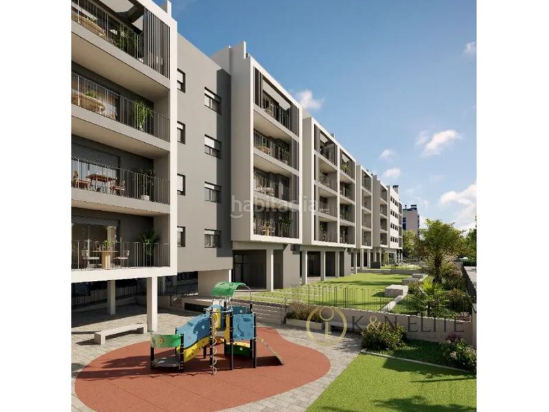 Foto f82eaf7a-f1e1-4c34-92ff-d18fa369ec72. Pis amb aparcament piscina a Paus - Polígono San Blas Alicante